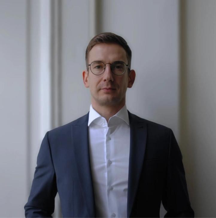 Mag. Tymur Martyniuk - Rechtsanwalt in ständiger Kooperation mit Advokat Wien